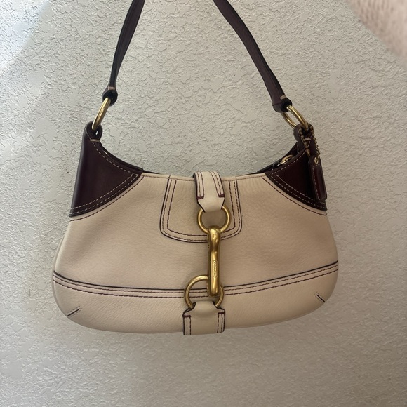 Coach Brown and Cream Hamptons Bag - Picture 1 of 5
